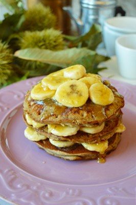Pancakes alle castagne con banane caramellate – Vegan